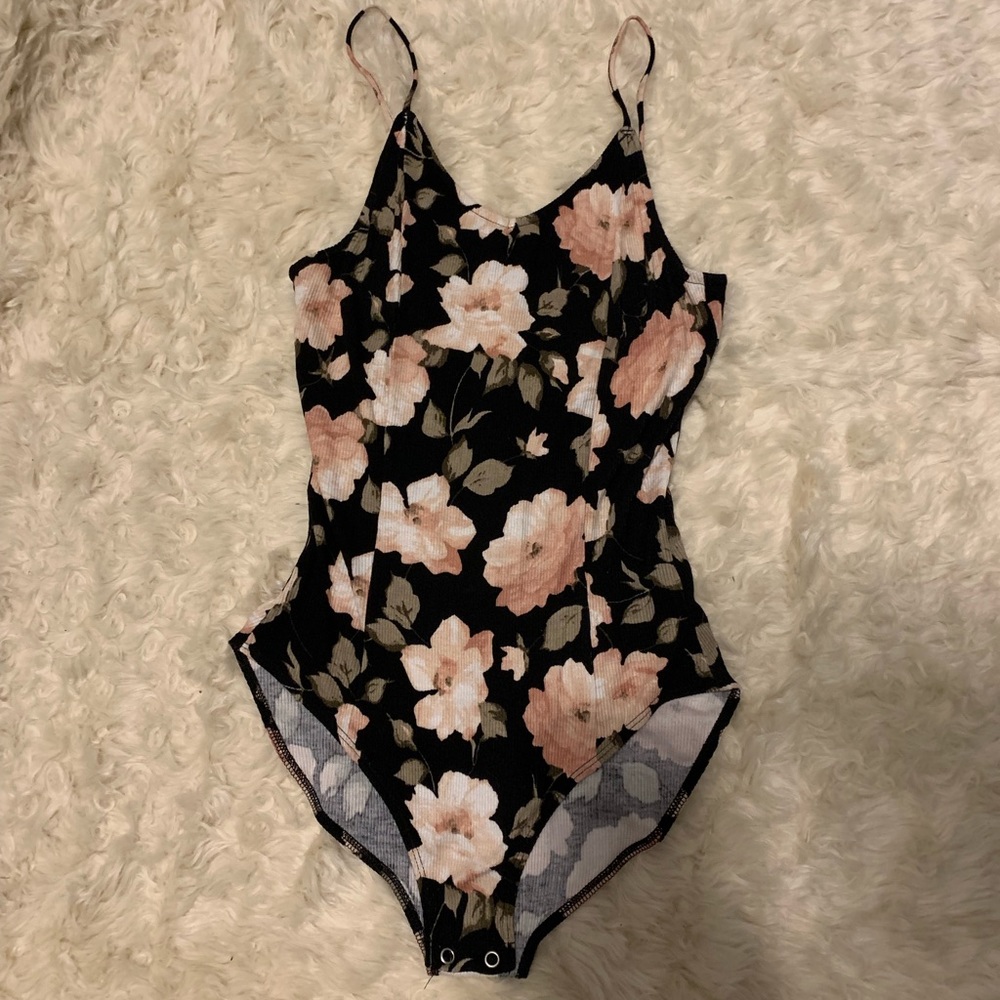 American Eagle Soft & Sexy Floral Bodysuit